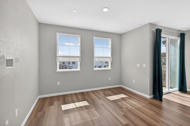 2937 Nimes Ln, Sacramento, CA 95834