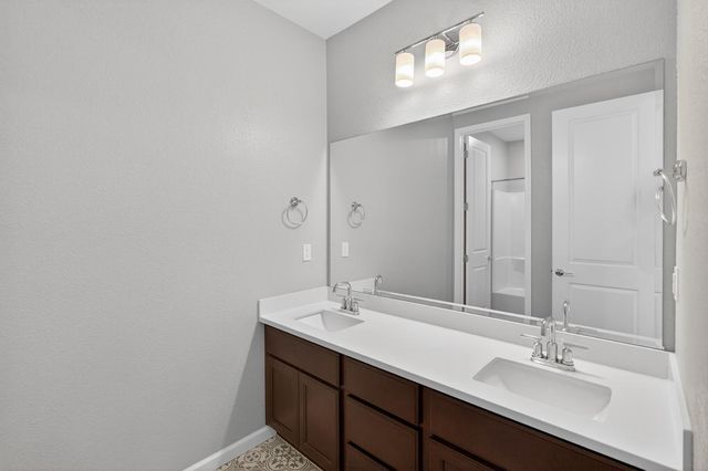 2937 Nimes Ln, Sacramento, CA 95834