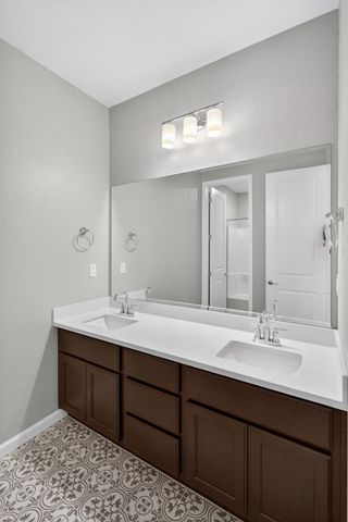 2937 Nimes Ln, Sacramento, CA 95834