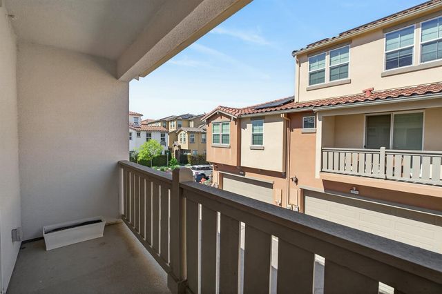 2937 Nimes Ln, Sacramento, CA 95834