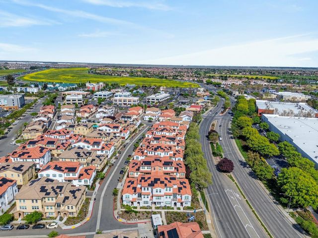 2937 Nimes Ln, Sacramento, CA 95834