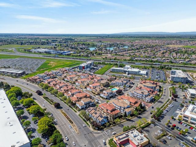 2937 Nimes Ln, Sacramento, CA 95834