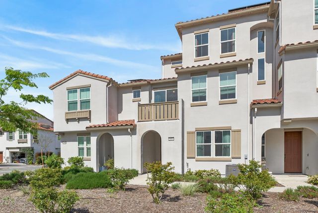 2937 Nimes Ln, Sacramento, CA 95834