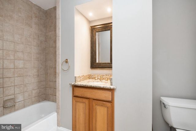 520 S BETHEL ST, Baltimore, MD 21231