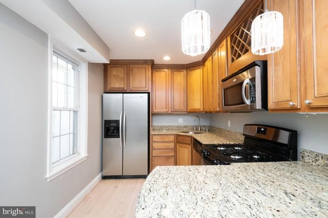 520 S BETHEL ST, Baltimore, MD 21231