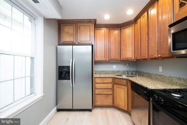 520 S BETHEL ST, Baltimore, MD 21231