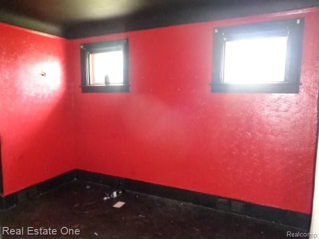 10074 Beechdale Street, Detroit, MI 48204