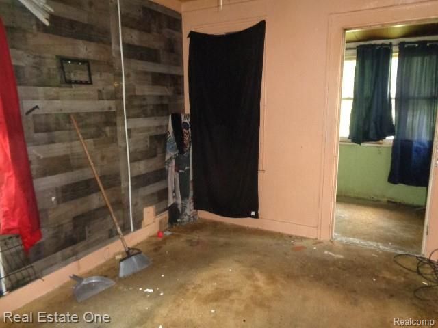 10074 Beechdale Street, Detroit, MI 48204