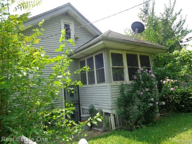 10074 Beechdale Street, Detroit, MI 48204