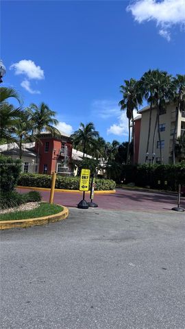 8290 Lake Dr 108, Doral, FL 33166