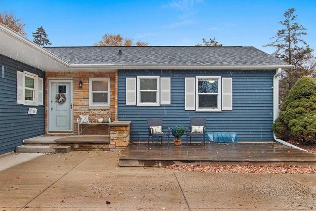 1719 S PERKINS STREET, Appleton, WI 54914