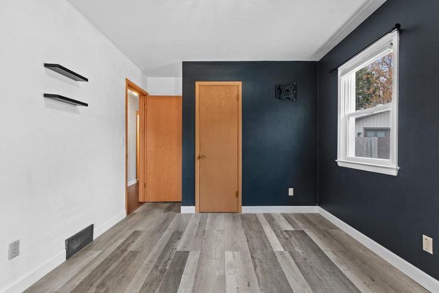 1719 S PERKINS STREET, Appleton, WI 54914