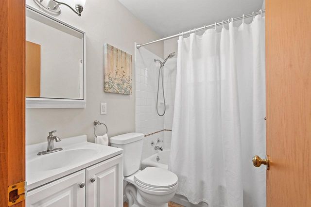 1719 S PERKINS STREET, Appleton, WI 54914