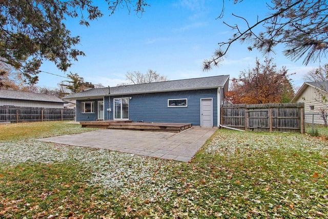 1719 S PERKINS STREET, Appleton, WI 54914