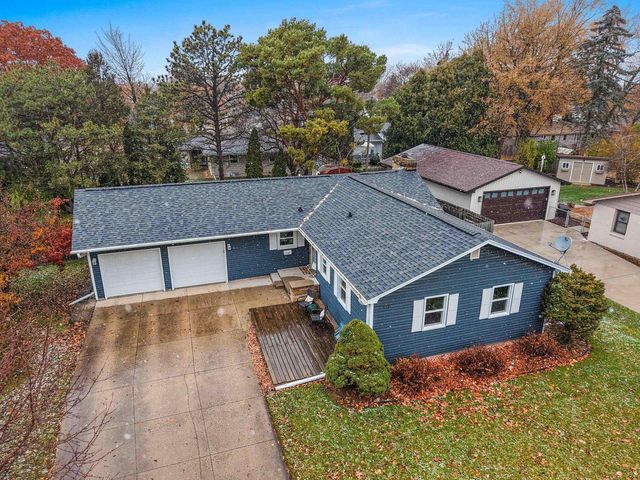 1719 S PERKINS STREET, Appleton, WI 54914