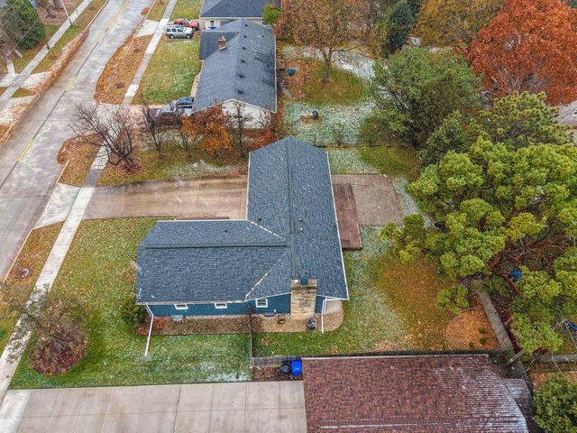 1719 S PERKINS STREET, Appleton, WI 54914