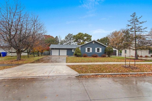 1719 S PERKINS STREET, Appleton, WI 54914