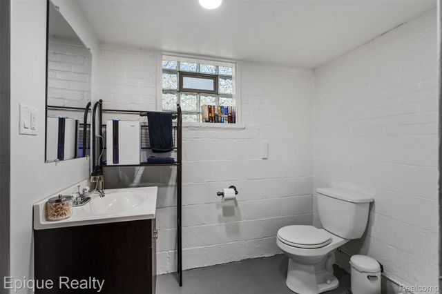 261 E Webster Street, Ferndale, MI 48220