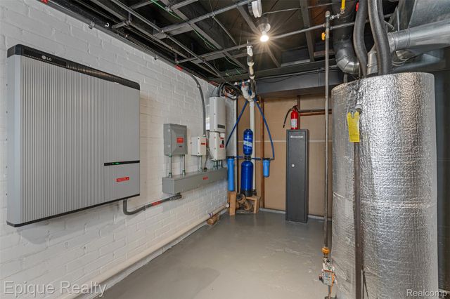 261 E Webster Street, Ferndale, MI 48220