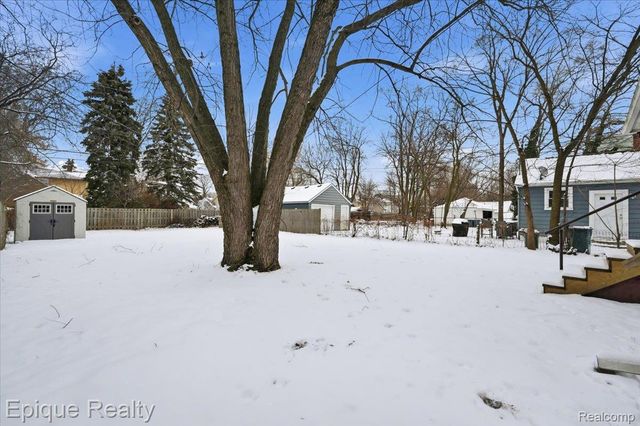 261 E Webster Street, Ferndale, MI 48220