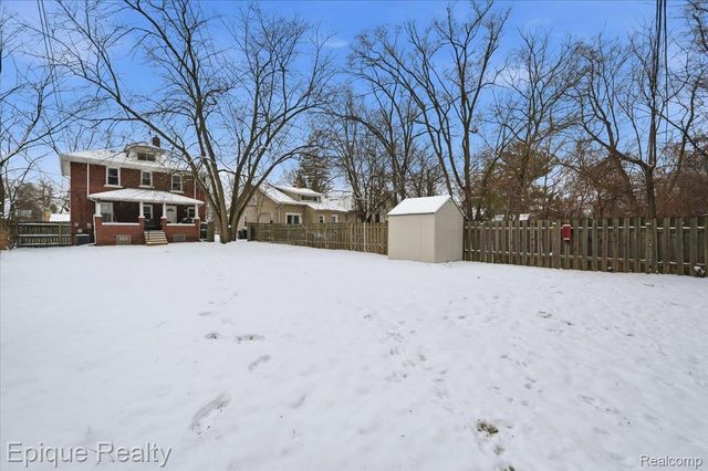 261 E Webster Street, Ferndale, MI 48220