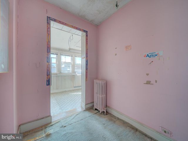225 CROMWELL TER NE, Washington, DC 20002