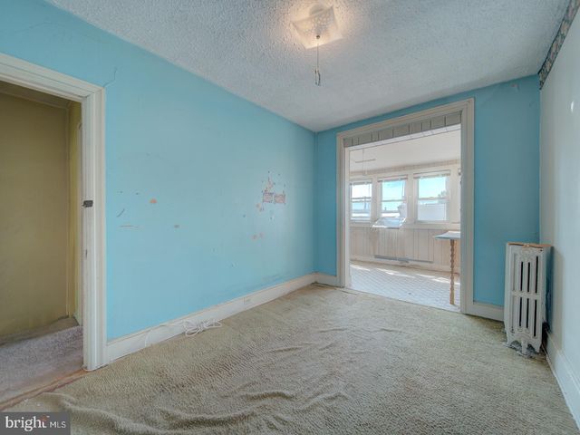 225 CROMWELL TER NE, Washington, DC 20002