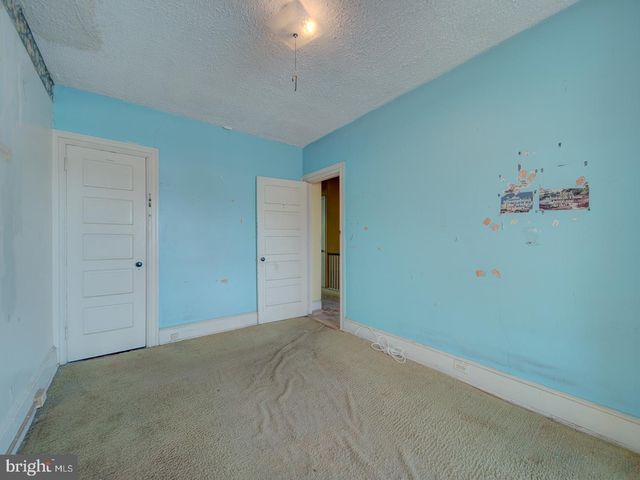 225 CROMWELL TER NE, Washington, DC 20002