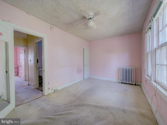 225 CROMWELL TER NE, Washington, DC 20002