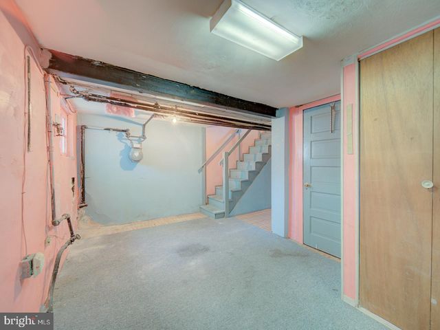 225 CROMWELL TER NE, Washington, DC 20002