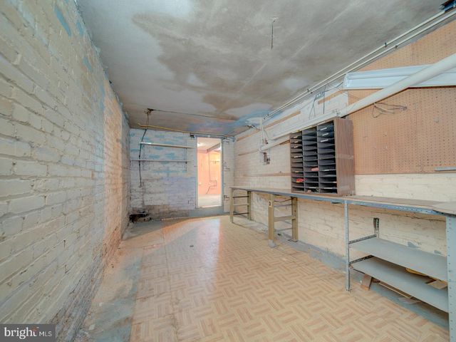 225 CROMWELL TER NE, Washington, DC 20002