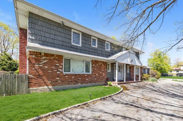 97 Birch Lane, Woodsburgh, NY 11598