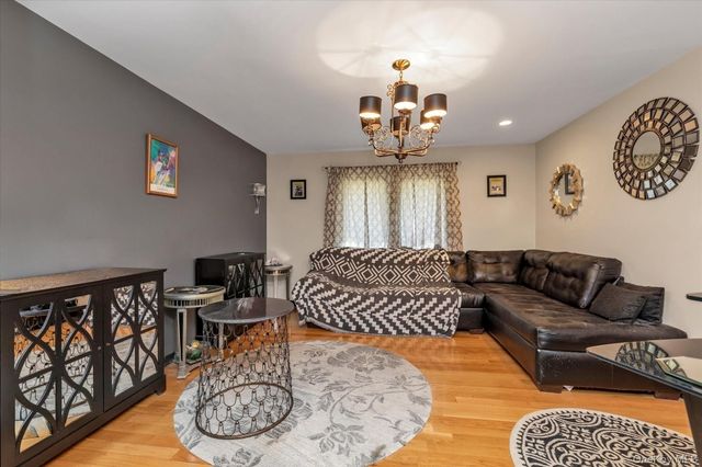 97 Birch Lane, Woodsburgh, NY 11598