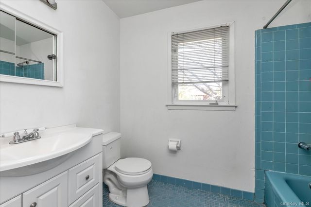 97 Birch Lane, Woodsburgh, NY 11598