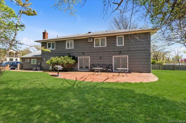 97 Birch Lane, Woodsburgh, NY 11598