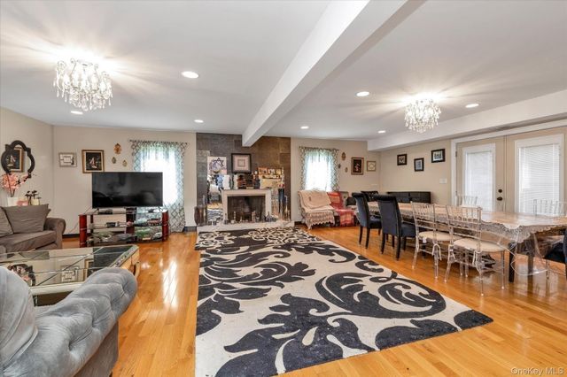 97 Birch Lane, Woodsburgh, NY 11598