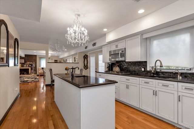 97 Birch Lane, Woodsburgh, NY 11598