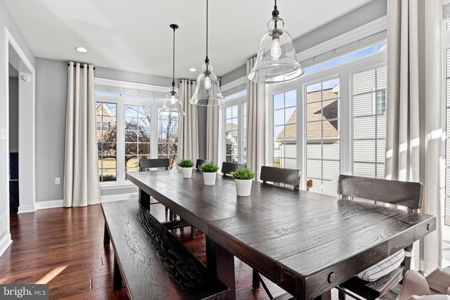 7041 WOODSMAN DR, Harrisburg, PA 17111