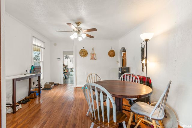 7425 N GALENA Road, Peoria, IL 61615