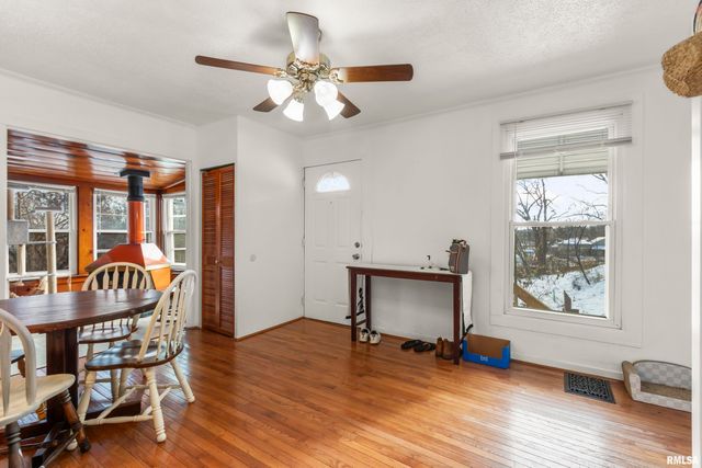 7425 N GALENA Road, Peoria, IL 61615