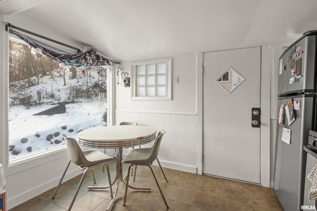 7425 N GALENA Road, Peoria, IL 61615