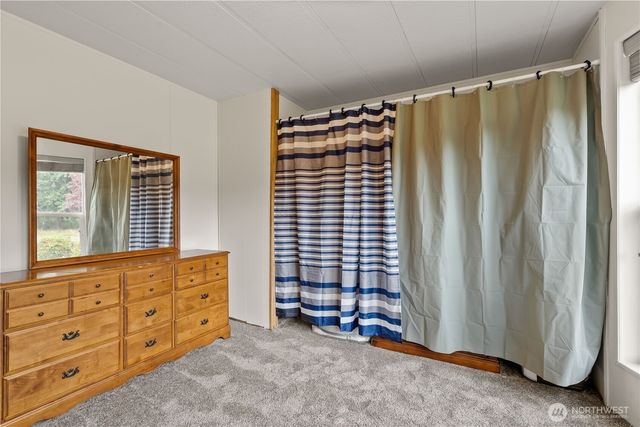 8095 Rathbone Road, Ferndale, WA 98248