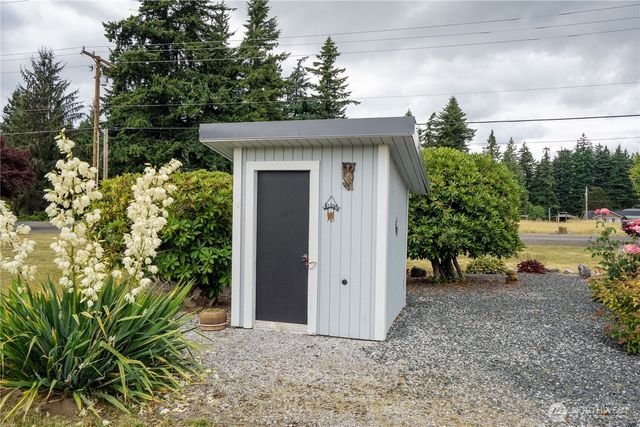 8095 Rathbone Road, Ferndale, WA 98248