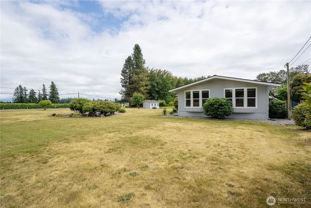 8095 Rathbone Road, Ferndale, WA 98248