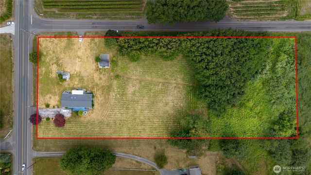 8095 Rathbone Road, Ferndale, WA 98248