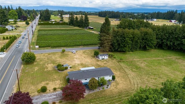 8095 Rathbone Road, Ferndale, WA 98248