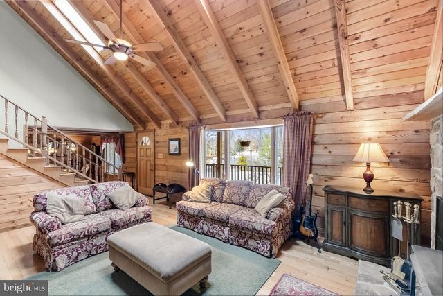 3100 EGLANTINE DR, Vineland, NJ 08360