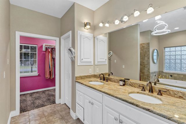 2801 Weylene Paseo, Granbury, TX 76049