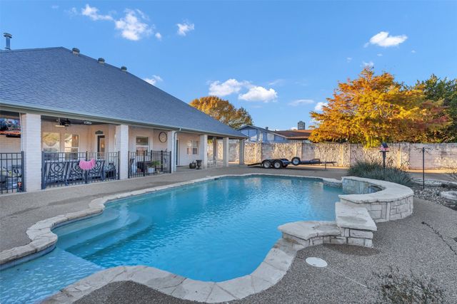 2801 Weylene Paseo, Granbury, TX 76049