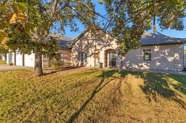 2801 Weylene Paseo, Granbury, TX 76049
